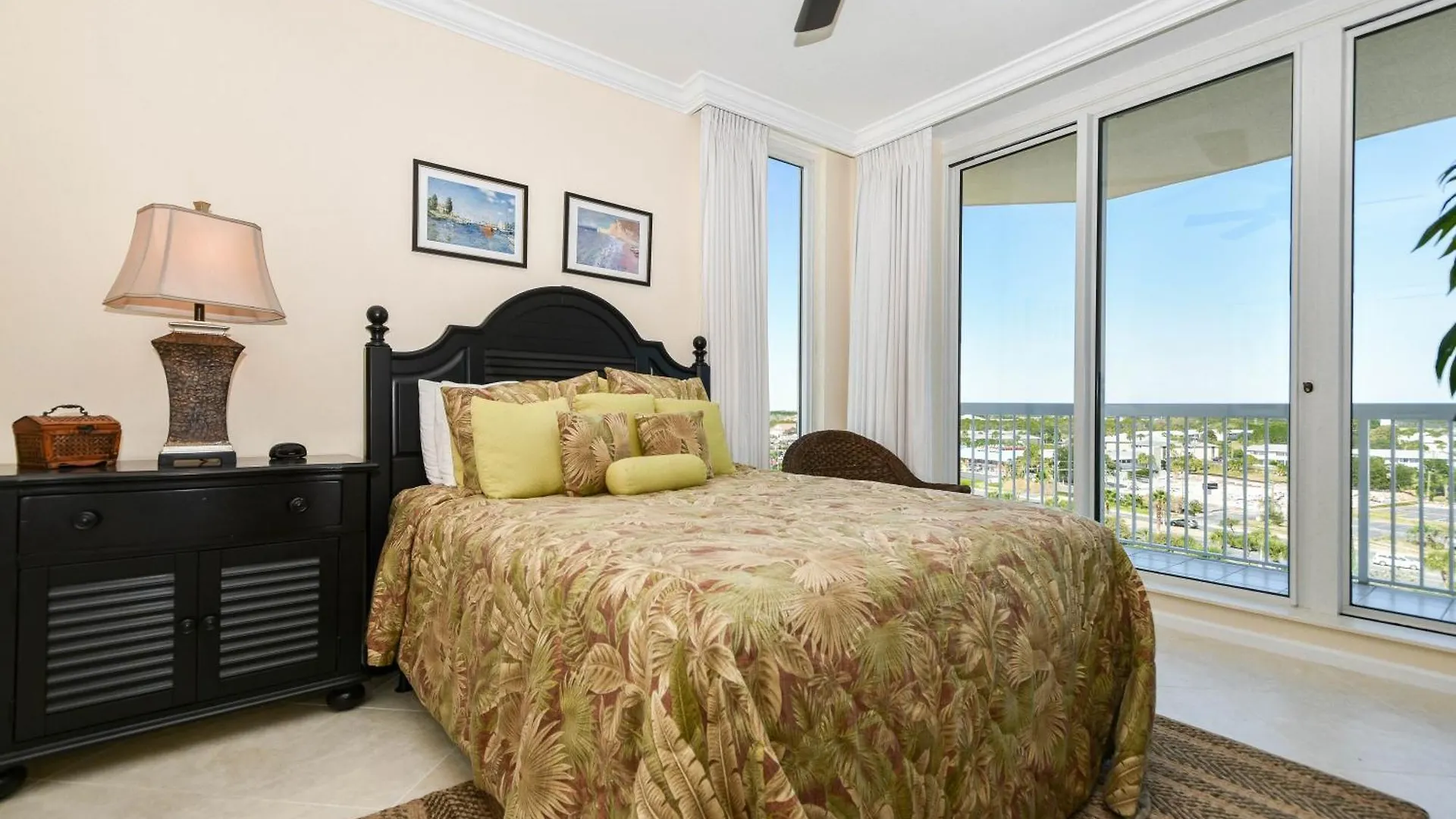 Silver Beach Towers E806 Destin